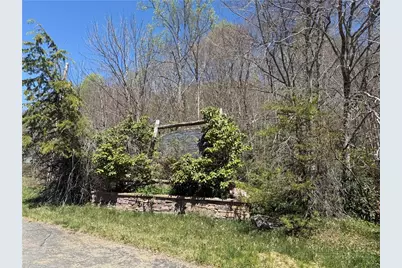 24 Elk Mountain Loop, Newland, NC 28657 - Photo 3