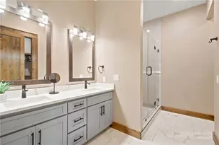 780 Woodland Hls Dr, Elk Park, NC 28622 - Photo 29