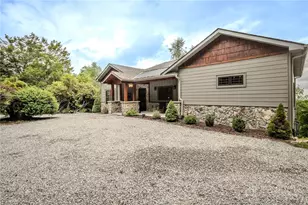 1859 Shawnee Rd, Banner Elk, NC 28604 - Photo 43