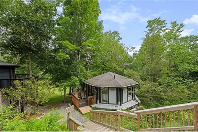 520 Briarcliff Road, Sugar Mountain, NC 28604 - Photo 17
