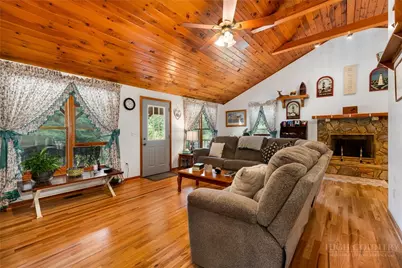 906 Mountain Dale Road, Vilas, NC 28692 - Photo 5