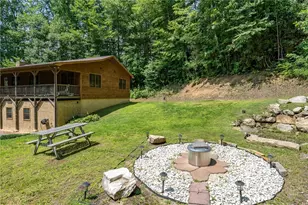 906 Mountaindale Rd, Vilas, NC 28692 - Photo 33