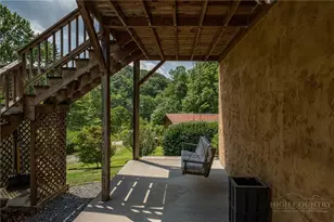 906 Mountaindale Rd, Vilas, NC 28692 - Photo 41