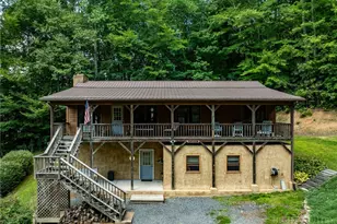 906 Mountaindale Rd, Vilas, NC 28692 - Photo 1