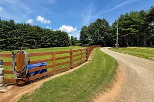 10801 Glade Valley Road Rd, Ennice, NC 28623 - Photo 7