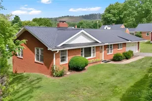 118 Colvard St, Jefferson, NC 28640 - Photo 3