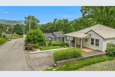 505 Oak Avenue, West Jefferson, NC 28694 - Photo 3