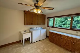 735 Weaver Ford Rd, Grassy Creek, NC 28631 - Photo 35