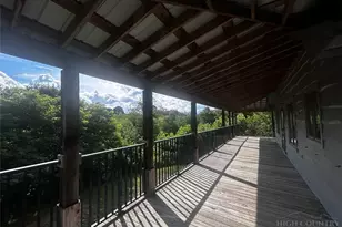 735 Weaver Ford Rd, Grassy Creek, NC 28631 - Photo 11