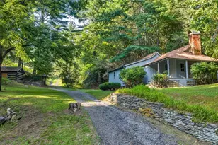 1092 Hartzog Ford Rd, West Jefferson, NC 28694 - Photo 5