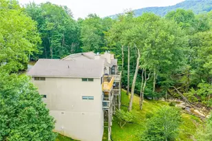 106 W Pond Creek Rd, Beech Mountain, NC 28604 - Photo 29