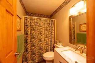 106 W Pond Creek Rd, Beech Mountain, NC 28604 - Photo 25
