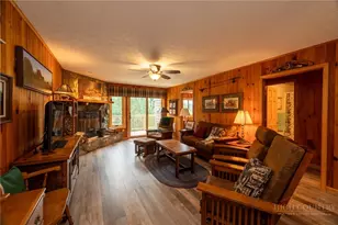 106 W Pond Creek Rd, Beech Mountain, NC 28604 - Photo 15