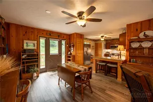 106 W Pond Creek Rd, Beech Mountain, NC 28604 - Photo 13