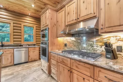 1501 Beech Mountain Parkway, Banner Elk, NC 28604 - Photo 15