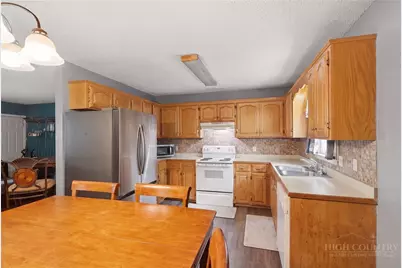 106 N Arlington Avenue, Jonesville, NC 28642 - Photo 11
