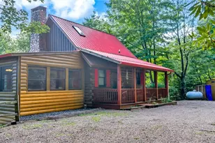 219 Ravenwood Dr, West Jefferson, NC 28694 - Photo 1