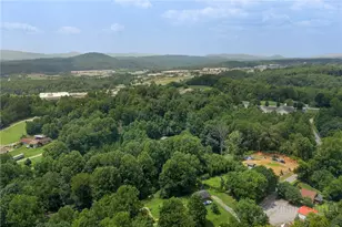 625 New Brickyard Rd, North Wilkesboro, NC 28659 - Photo 37