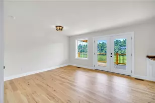 275 Grover Howell Rd, West Jefferson, NC 28694 - Photo 17