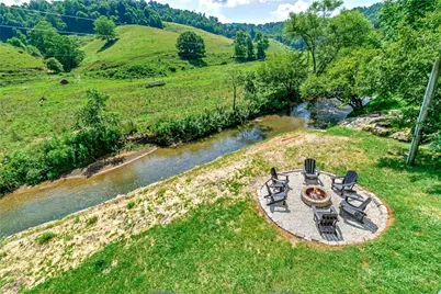 3244 Old US Highway 421, Vilas, NC 28692 - Photo 3
