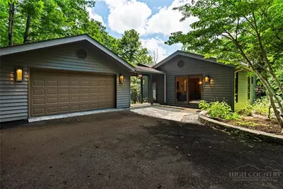 104 Bridgeway Court, Linville, NC 28646 - Photo 3