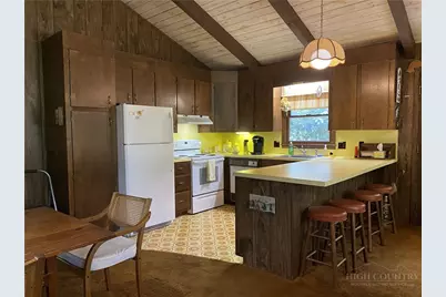 391 Country Club Road, Roaring Gap, NC 28668 - Photo 15