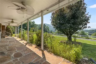 136 Summer Ln, Spruce Pine, NC 28777 - Photo 9