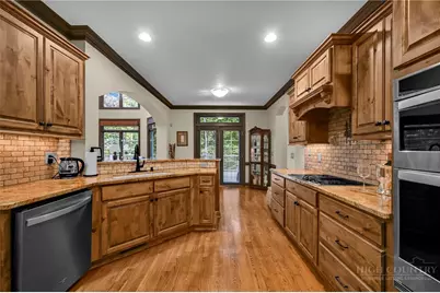 241 The Glens Boulevard, Banner Elk, NC 28604 - Photo 7