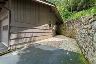 168 Mountain View Dr, Blowing Rock, NC 28605 - Photo 33
