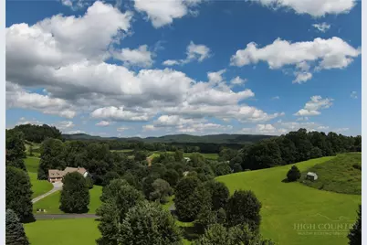 137 Northridge, Newland, NC 28604 - Photo 29