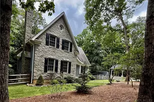 21 Maple Leaf Ln, Roaring Gap, NC 28668 - Photo 5