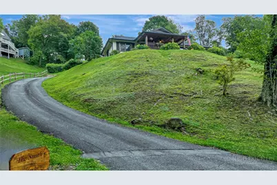 600 Mountain Glen, Newland, NC 28657 - Photo 9