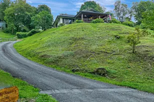600 Mountain Glen, Newland, NC 28657 - Photo 9