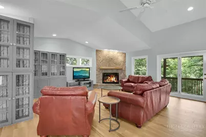 710 Pine Ridge Road, Beech Mountain, NC 28604 - Photo 9