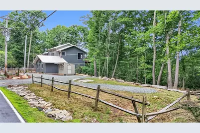 710 Pine Ridge Road, Beech Mountain, NC 28604 - Photo 3