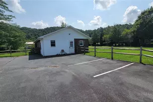 136 Ivy Dr, Boone, NC 28607 - Photo 13