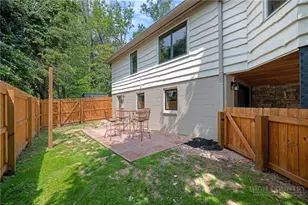 334 Hill St, Blowing Rock, NC 28605 - Photo 17