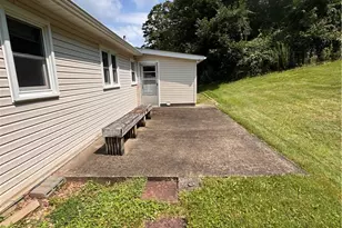 189 Old Nc 181 Hwy, Newland, NC 28657 - Photo 17