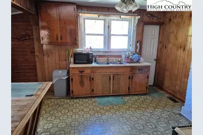 720 Mash Road, West Jefferson, NC 28694 - Photo 15