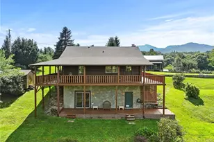 439 Apple Way Rd, Blowing Rock, NC 28605 - Photo 3