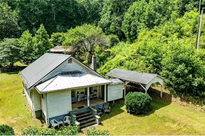 4815 Flat Springs Road, Elk Park, NC 28622 - Photo 23