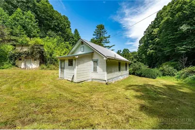 4815 Flat Springs Road, Elk Park, NC 28622 - Photo 35