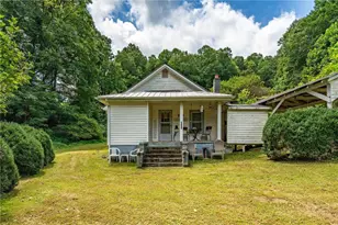 4815 Flat Springs Rd, Elk Park, NC 28622 - Photo 27