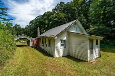 4815 Flat Springs Road, Elk Park, NC 28622 - Photo 33