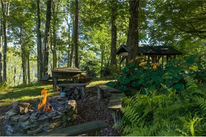 106 Thunderbolt Drive, Banner Elk, NC 28604 - Photo 13