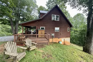 61 Lucky Hl Rd, Grassy Creek, NC 28631 - Photo 11