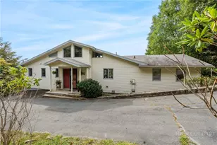 173 Skiview Rd, Seven Devils, NC 28604 - Photo 5