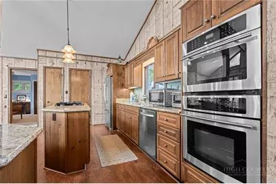 173 Skiview Road, Seven Devils, NC 28604 - Photo 17