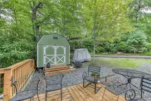 39 Beech Ln, Newland, NC 28657 - Photo 23