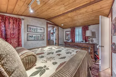 39 Beech Lane, Newland, NC 28657 - Photo 15